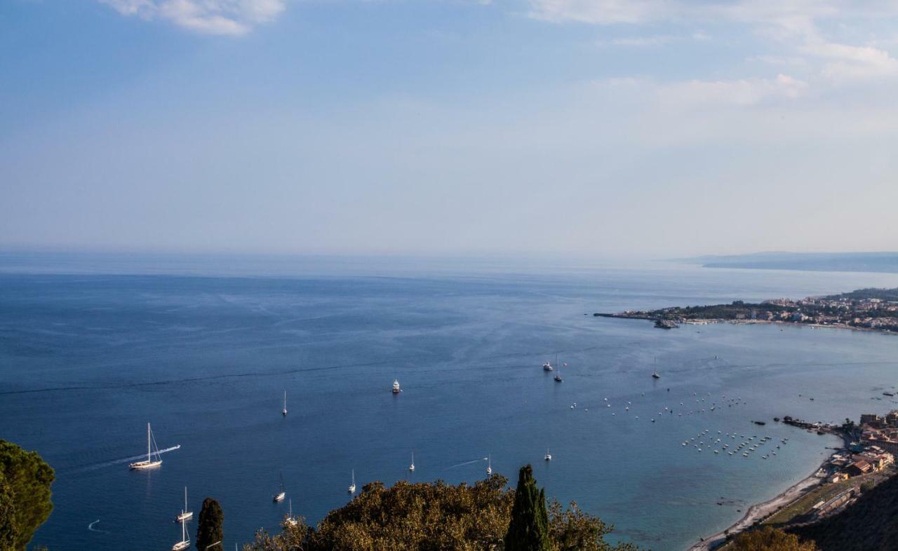 Skyline Appartament Taormina Buitenkant foto